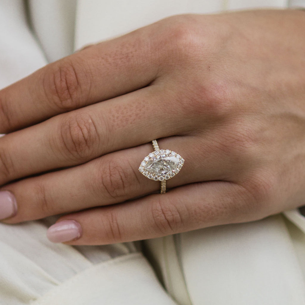 The Pearla Ring (4 Carat Center)